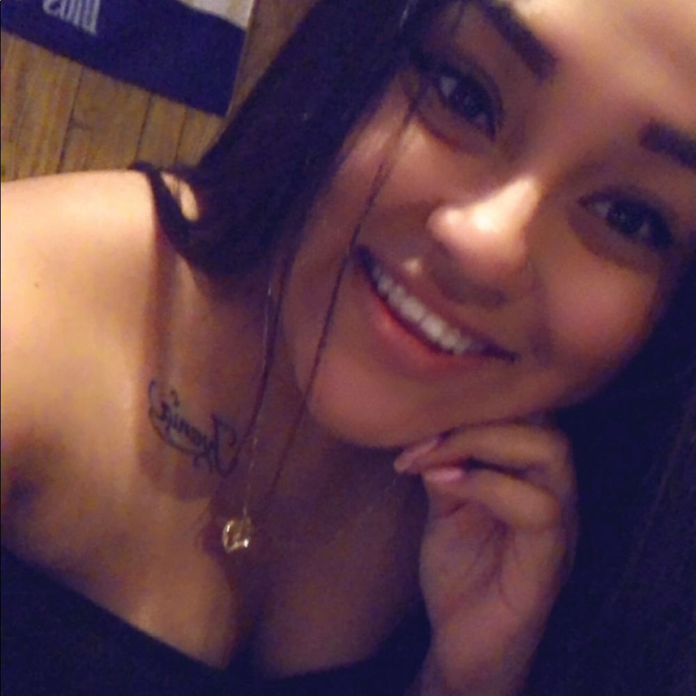 Meet your Posher, Vanessa